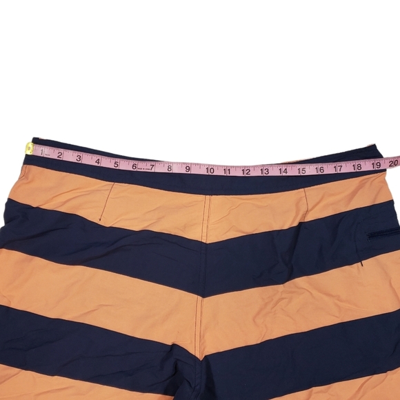 Patagonia Striped Board Shorts Swim Trunks Mens Size 38 ACTUAL 39 Preppy Beach - Picture 9 of 12